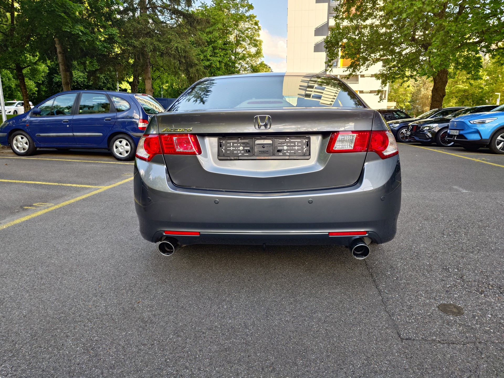 HONDA Accord 2.2 i-CTDi Executive-image-2
