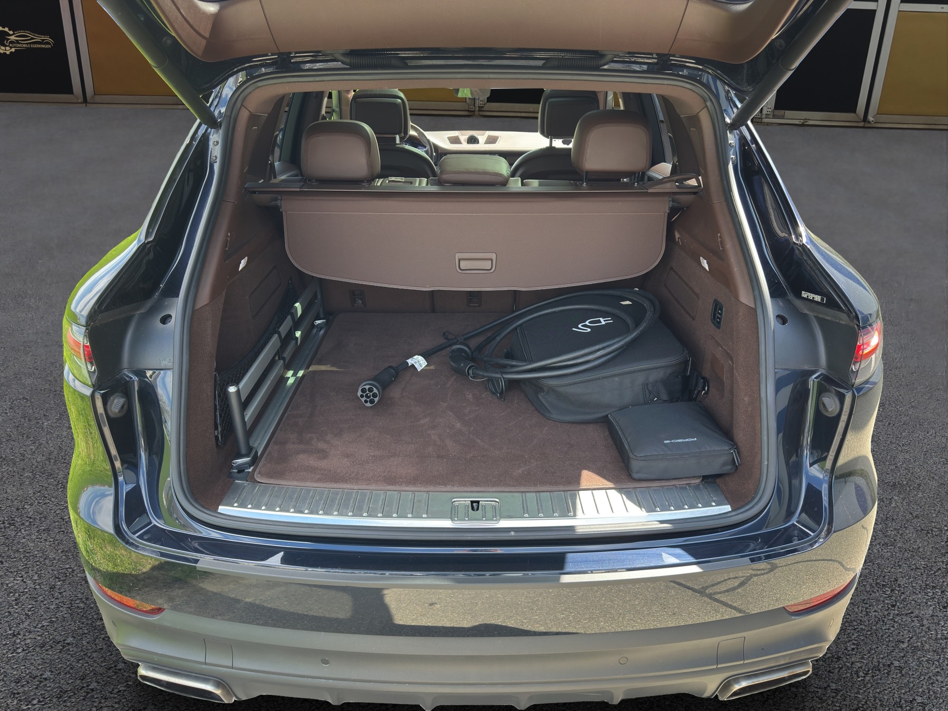 PORSCHE Cayenne E-Hybrid-image-14