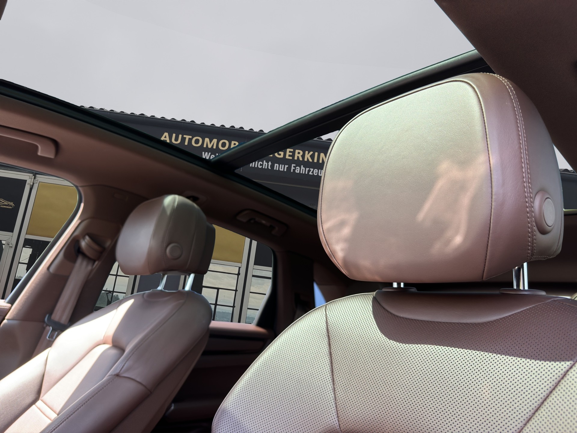 PORSCHE Cayenne E-Hybrid-image-9