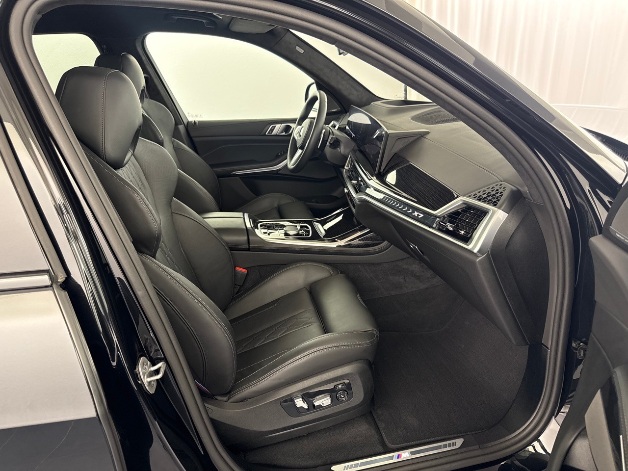 BMW X7 xDr 48 40d M Sport Pro Inkl. AHK&Standheizung-image-8