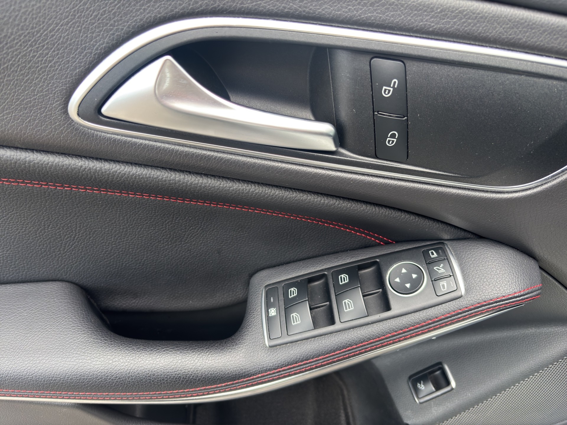 MERCEDES-BENZ CLA-Klasse C117 CLA 45 AMG 4m-image-13