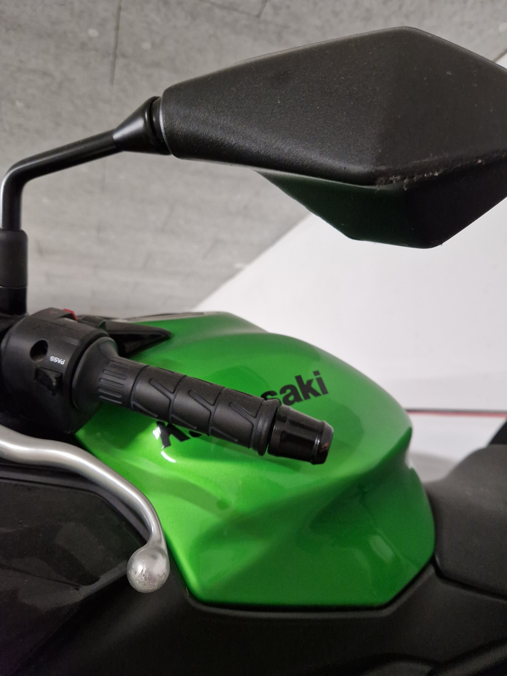 KAWASAKI Z 650-image-3