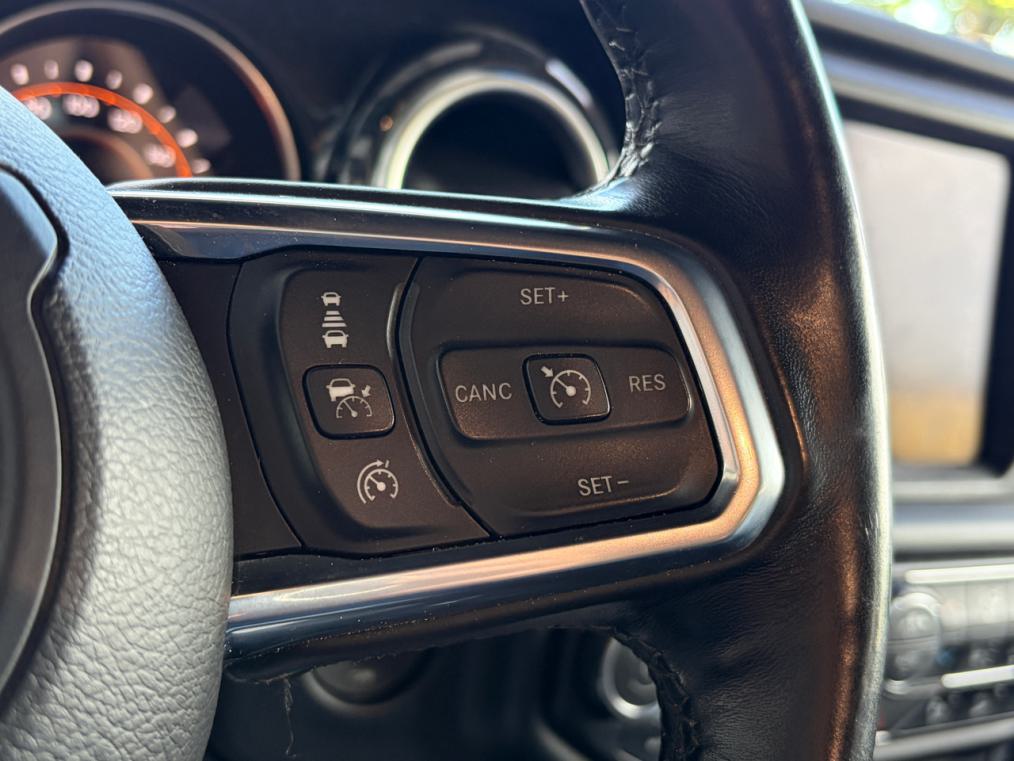 JEEP Wrangler 2.0 Unlimited Night Eagle Automatic-image-4