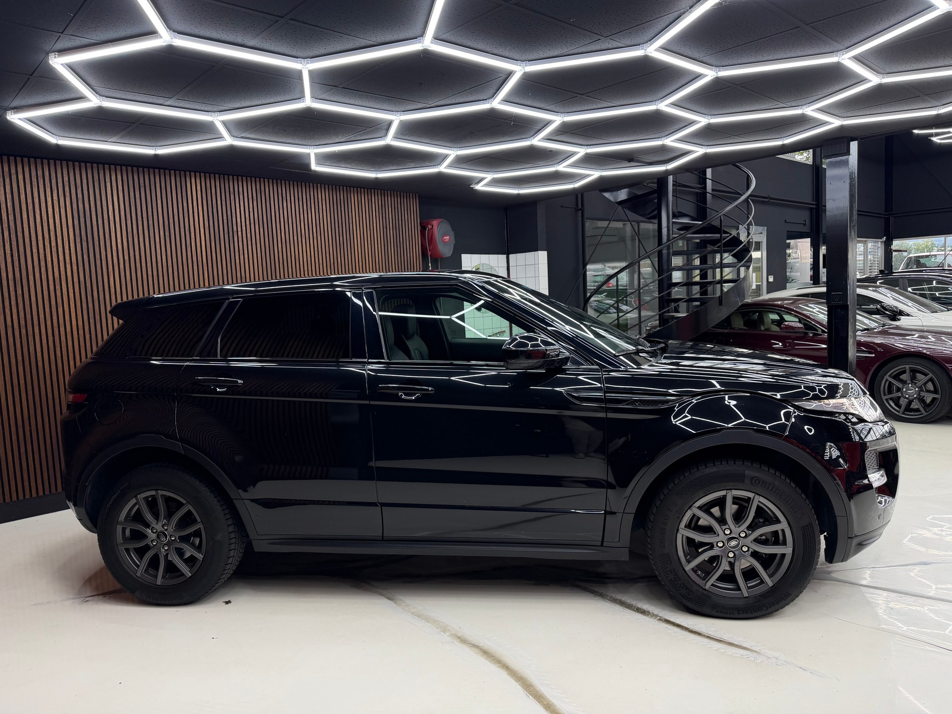 LAND ROVER Range Rover Evoque 2.0 Si4 Dynamic AT9-image-3