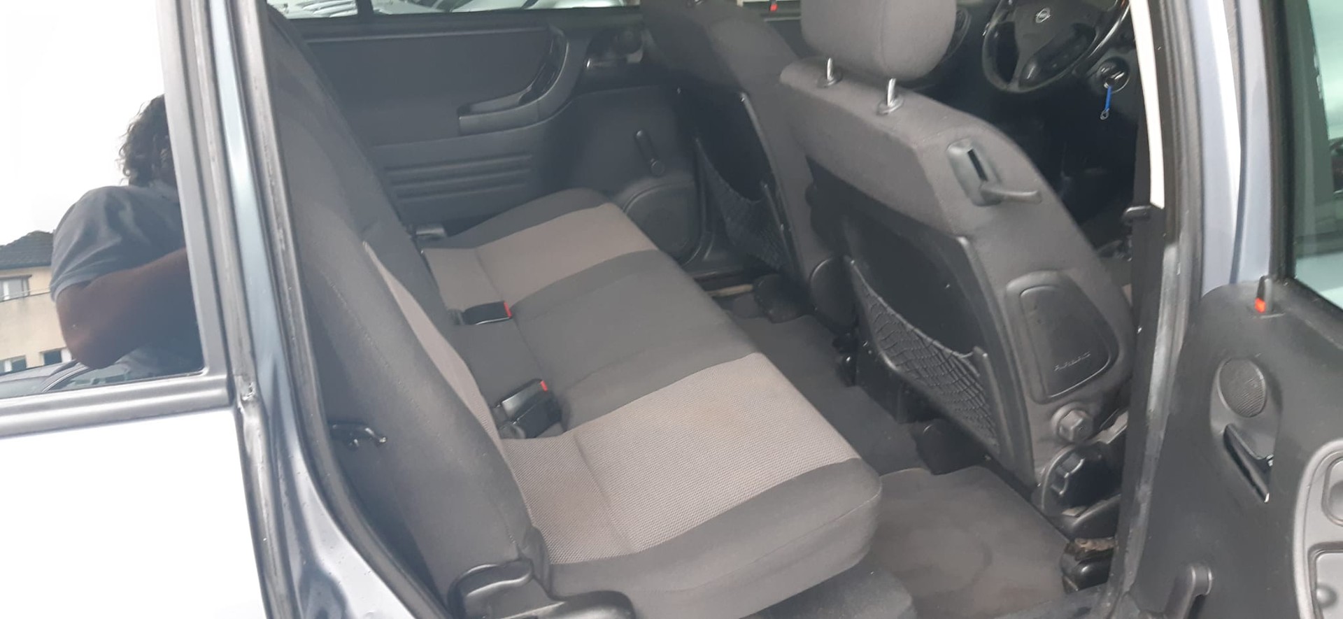 OPEL Zafira 2.2i 16V Elegance-image-13