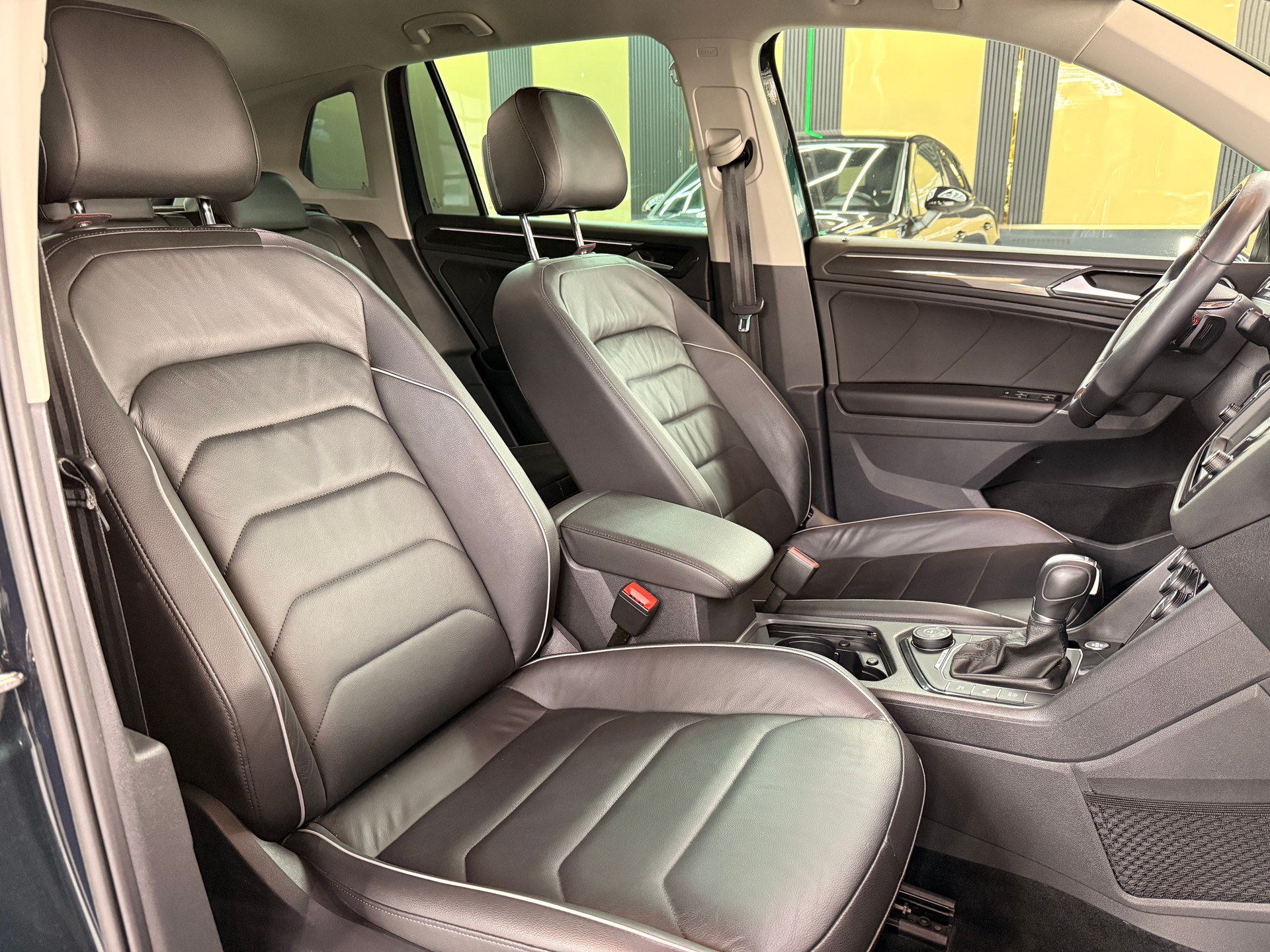VW Tiguan 2.0TSI Highline 4Motion DSG-image-10