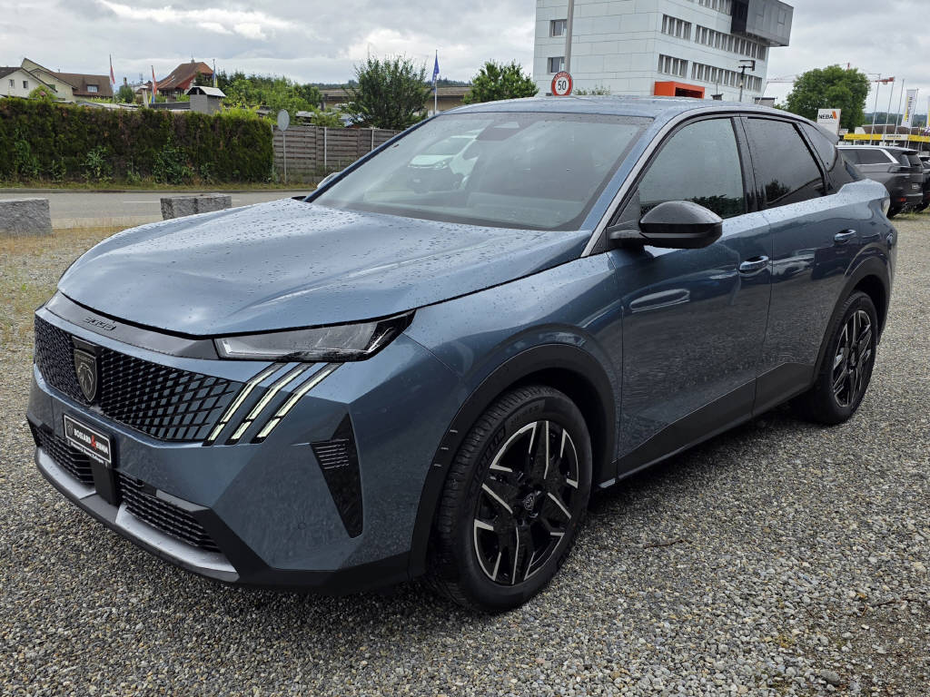 PEUGEOT 3008 1.2 Hybrid Allure-image-3