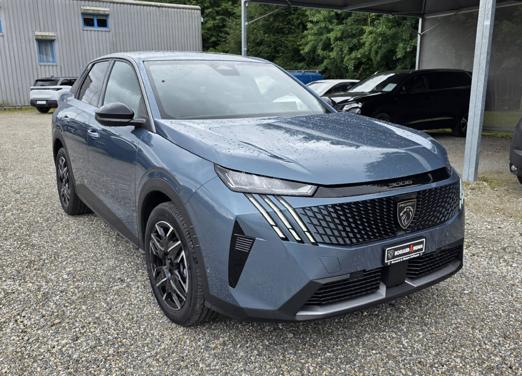 PEUGEOT 3008 1.2 Hybrid Allure