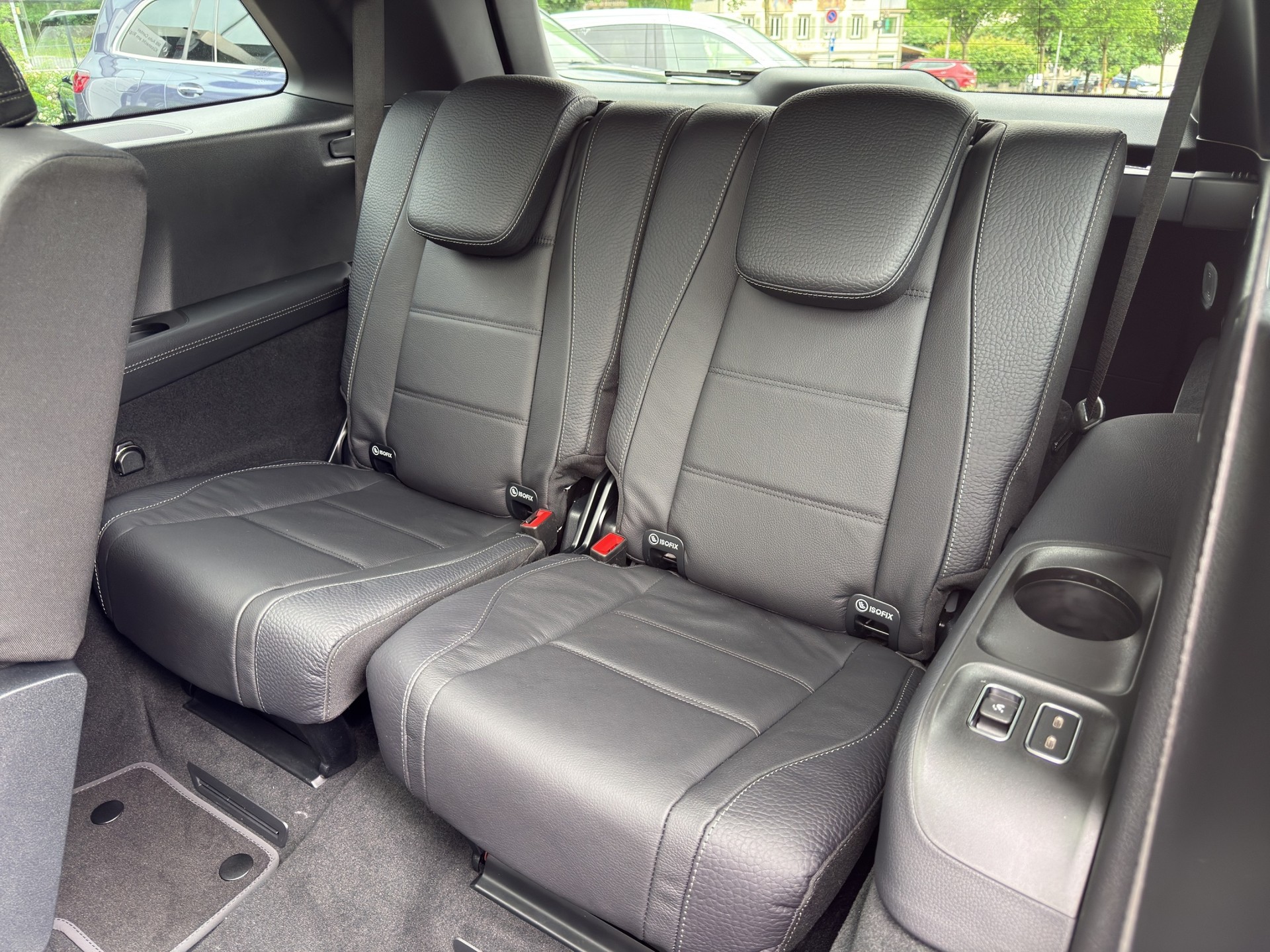 MERCEDES-BENZ GLS 450 AMG Line 4matic-image-22