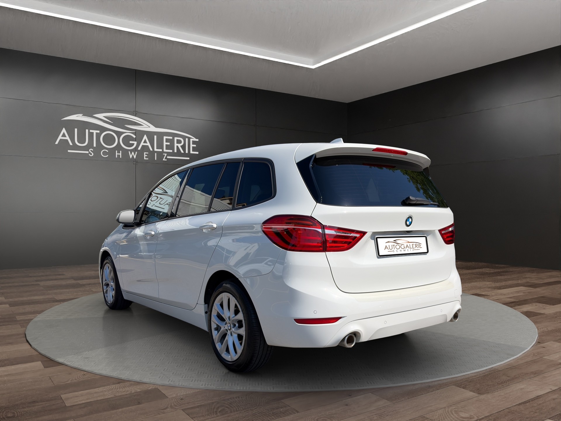 BMW 220d xDrive Gran Tourer | CH Fzg. | Driving Assistant Plus | Kamera | LED Scheinw. | HeadUp | Sportsitze |-showroom-element-2