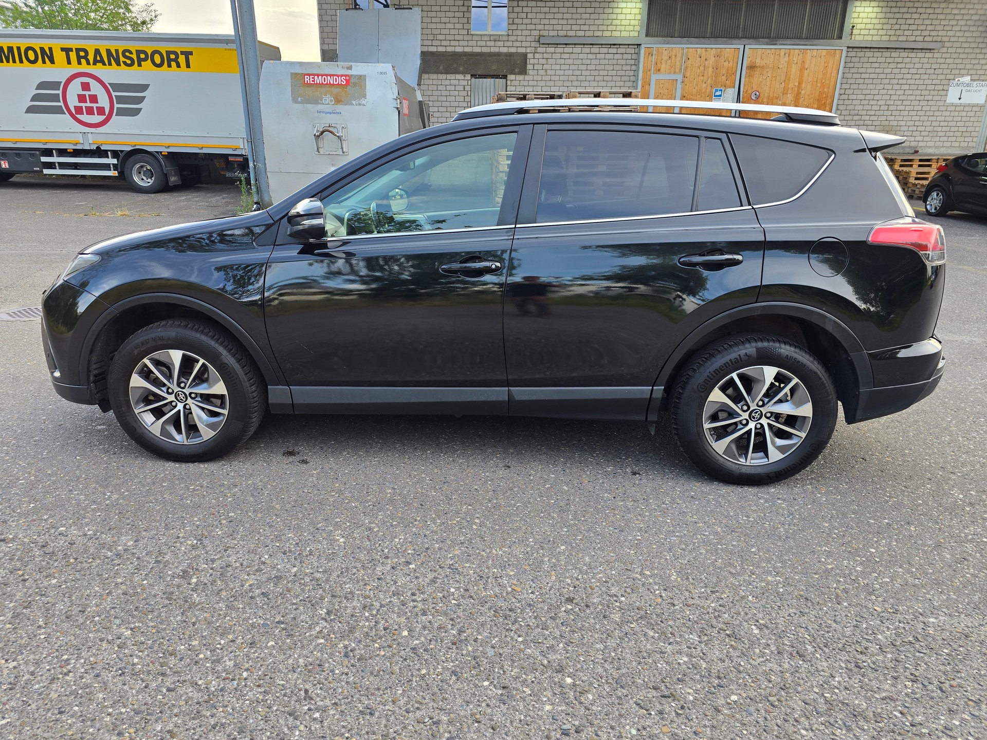 TOYOTA RAV-4 2.5 HSD Style e-CVT-image-8
