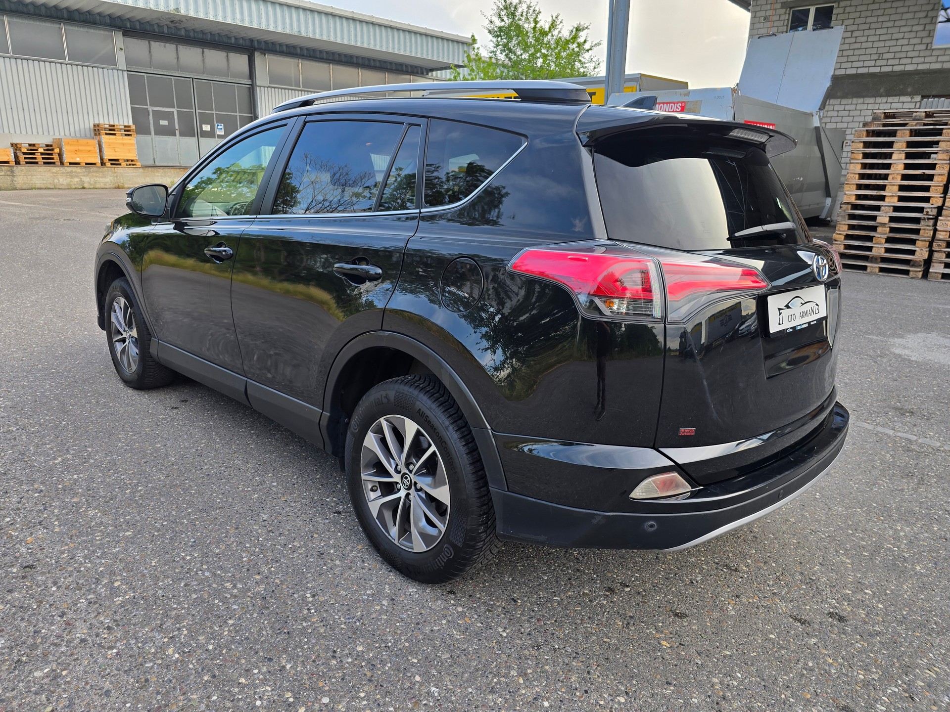 TOYOTA RAV-4 2.5 HSD Style e-CVT-image-4