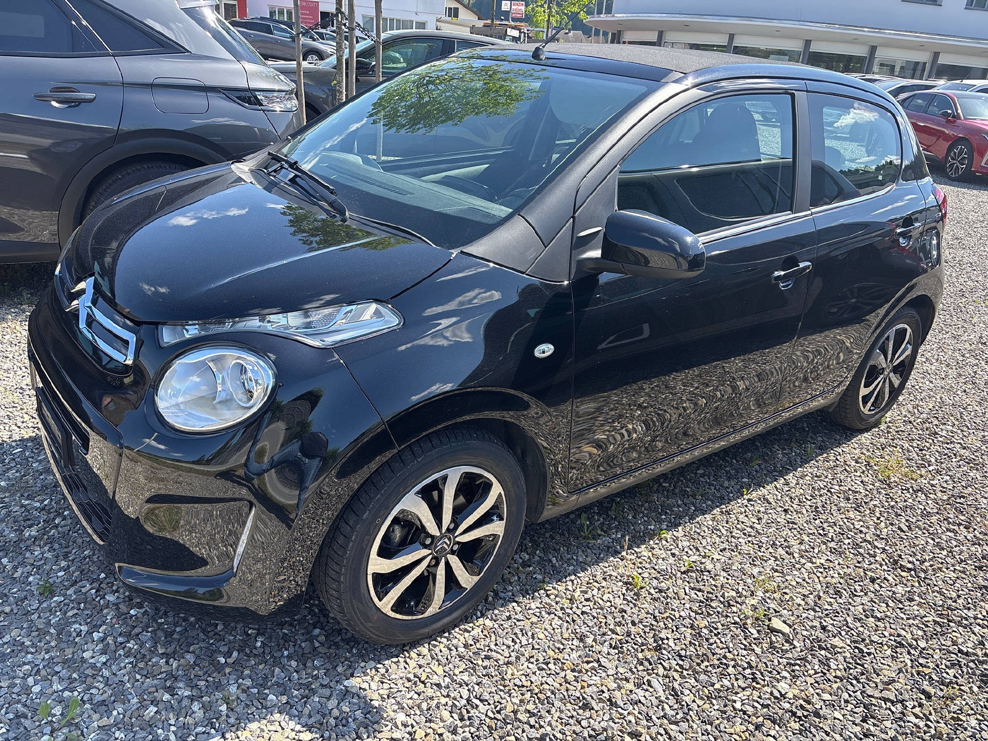 CITROEN C1 1.2 PureTech Shine Airscape-showroom-element-1