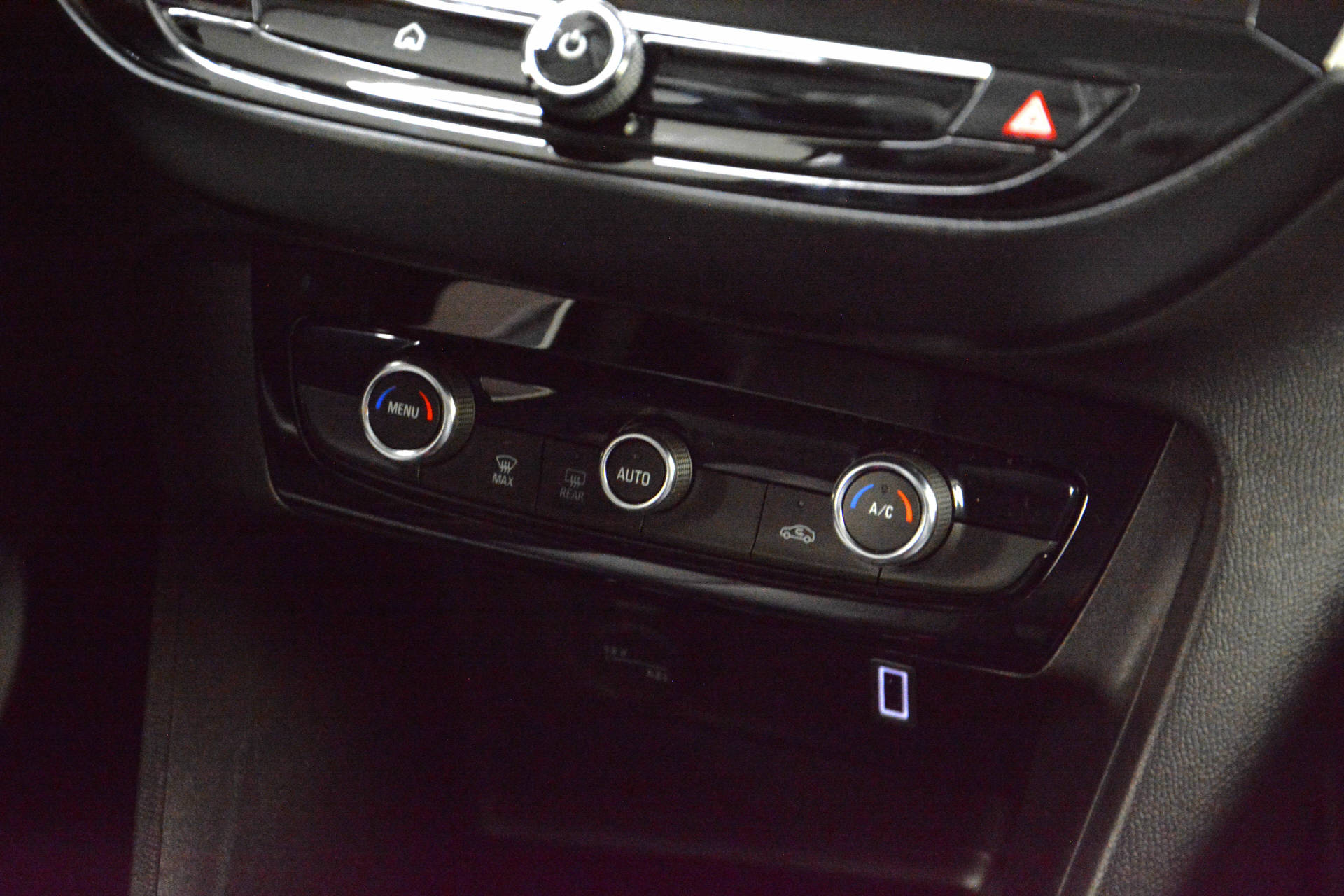 OPEL Corsa-e Edition-image-15