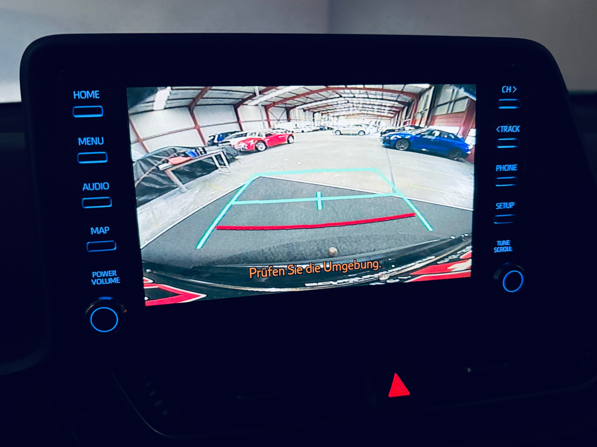 TOYOTA C-HR 2.0 HSD CVT Trend-image-19
