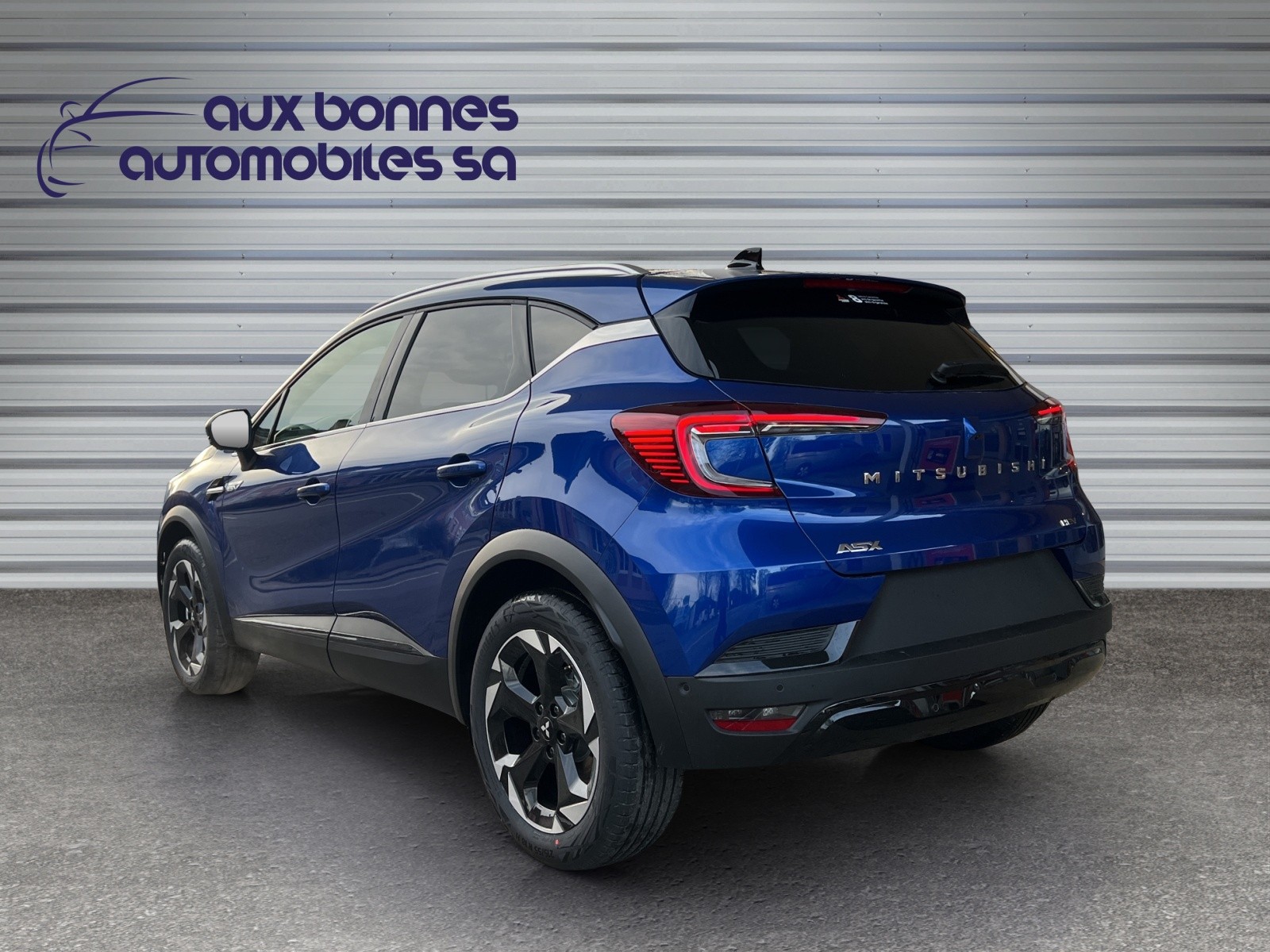 MITSUBISHI ASX 1.8 HEV Intense-showroom-element-1