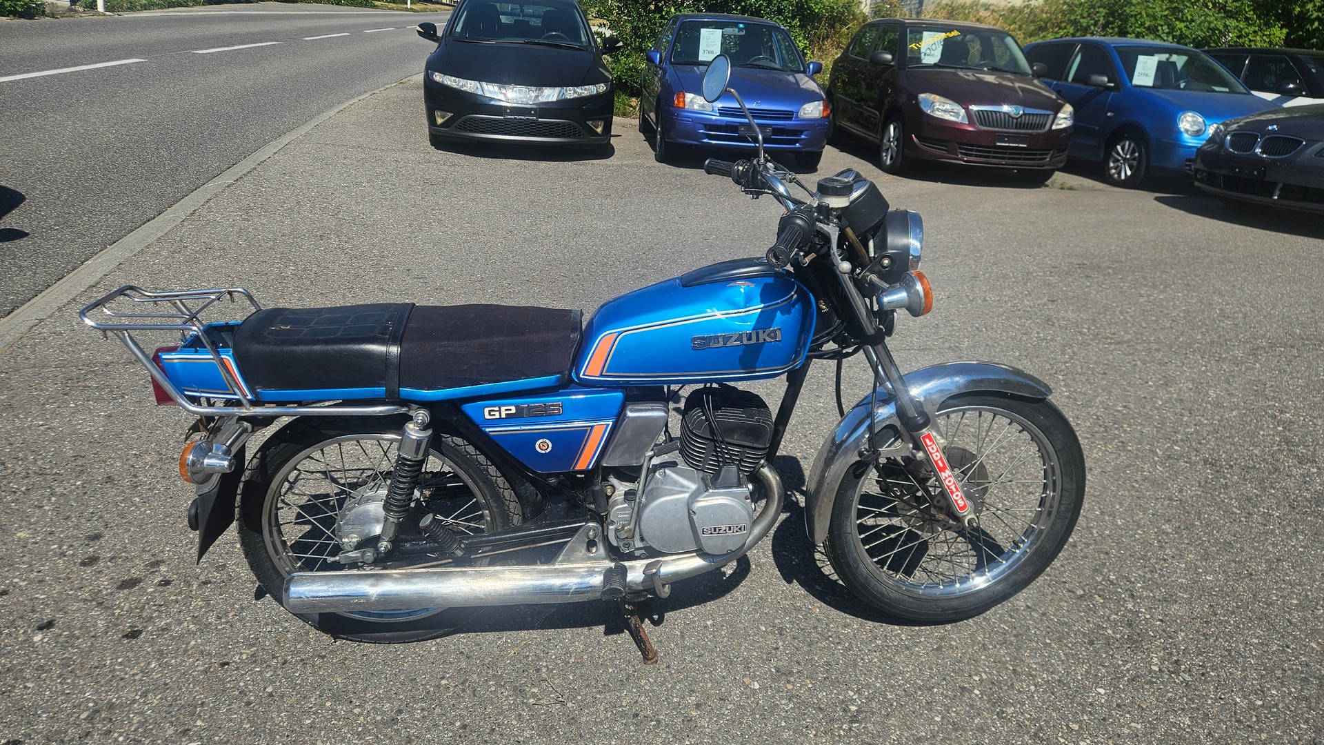 SUZUKI GP 125-image-4