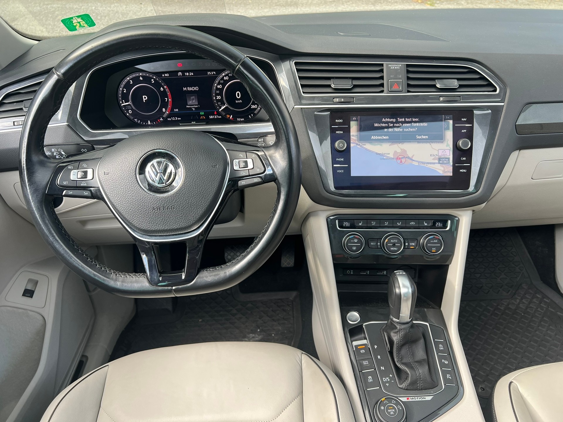 VW Tiguan 2.0TSI Highline 4Motion DSG-image-12