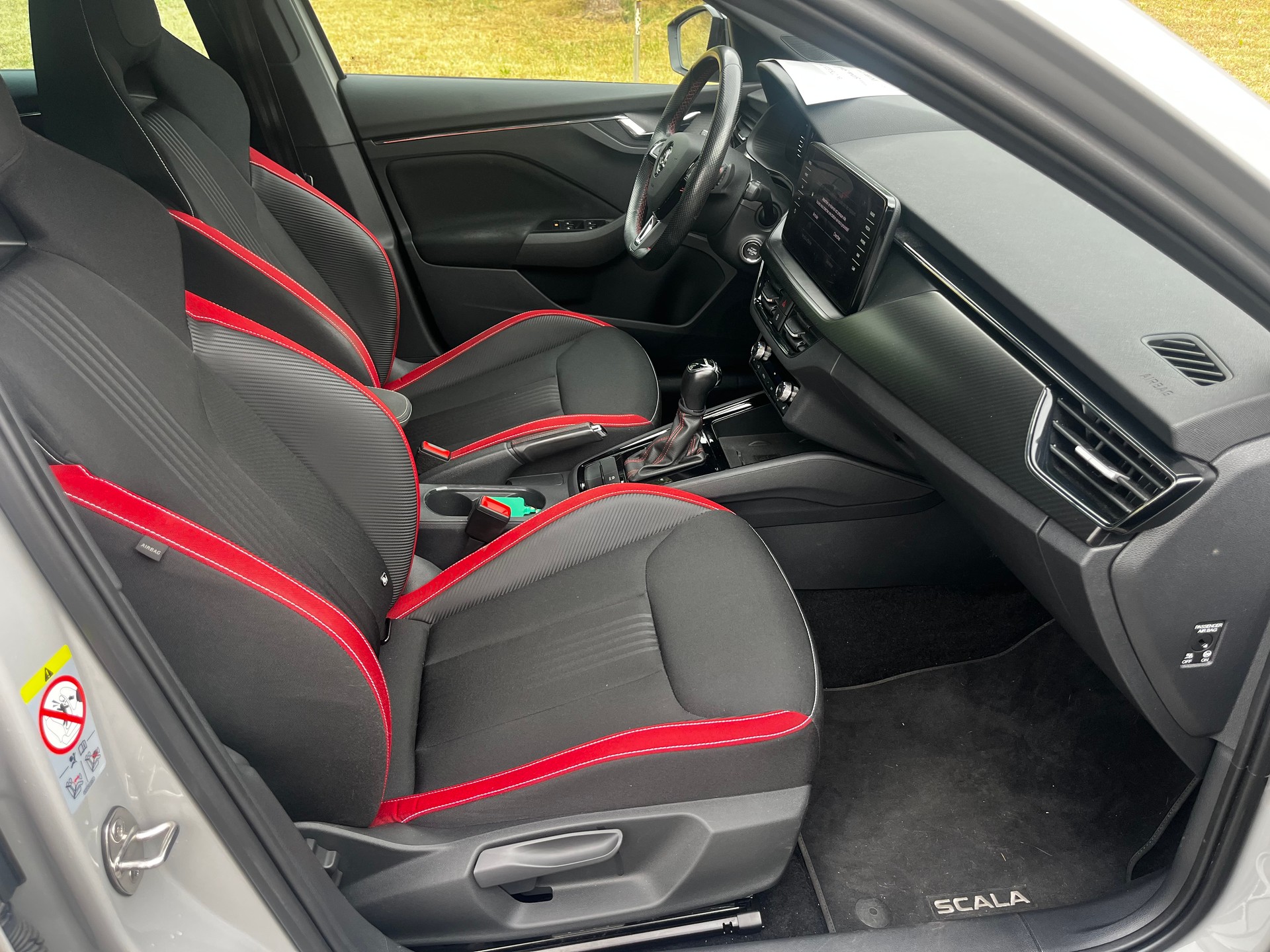 SKODA Scala 1.0 TSI Monte Carlo DSG-image-11