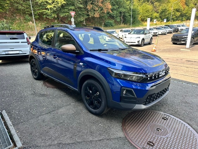 DACIA Sandero Stepway TCe 110 Extreme-showroom-element-2
