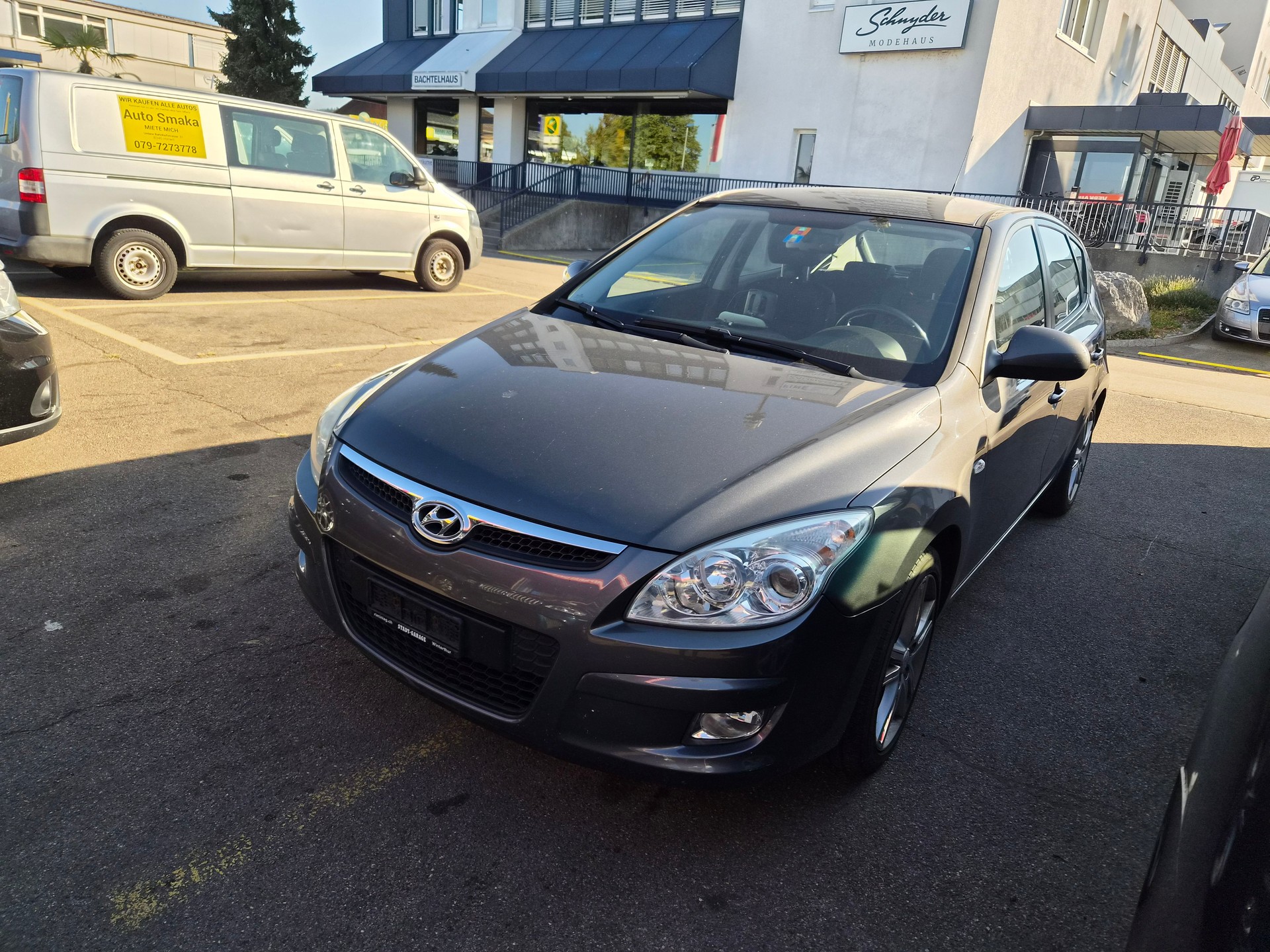 HYUNDAI i30 2.0 Premium-showroom-element-2