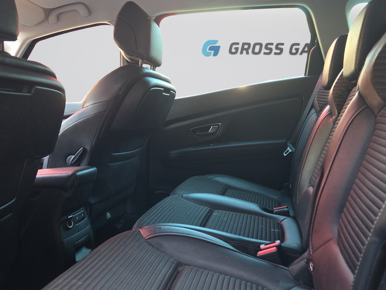 RENAULT GrScénic 1.3 16V T Intens-image-7
