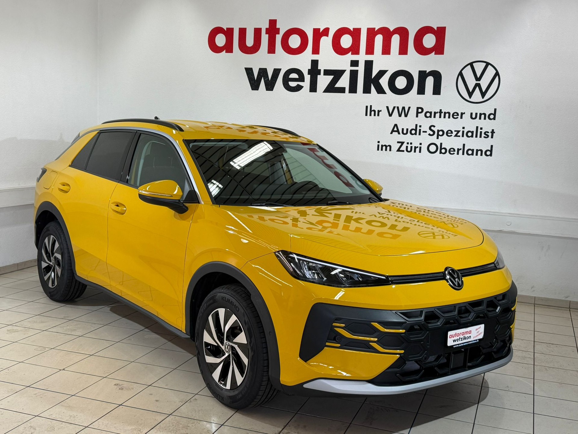 VW T-Roc 1.5 eTSI mHEV Life DSG-showroom-element-1