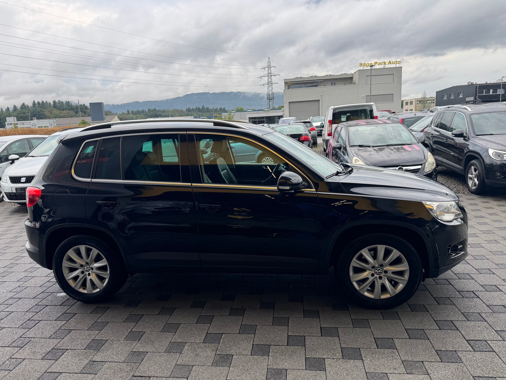 VW Tiguan 2.0 TDI Sport&Style Tiptronic-image-3