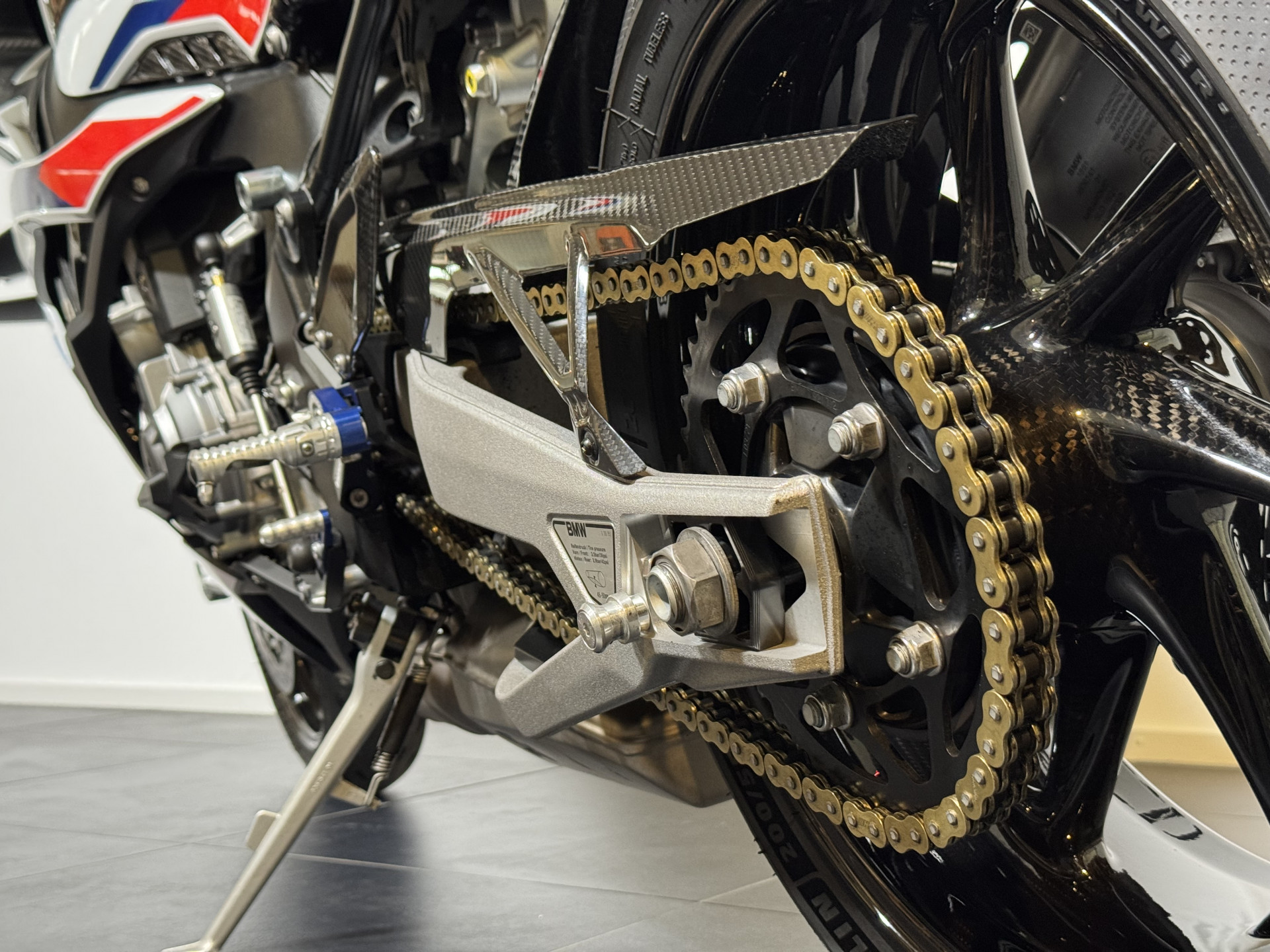 BMW M 1000 RR Competition (Motor gewechselt vor 1650km)-image-8