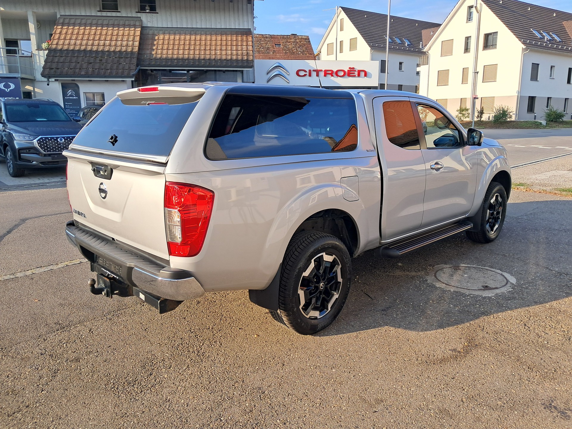NISSAN Navara King Cab N-Connecta 2.3 dCi 4WD-showroom-element-2