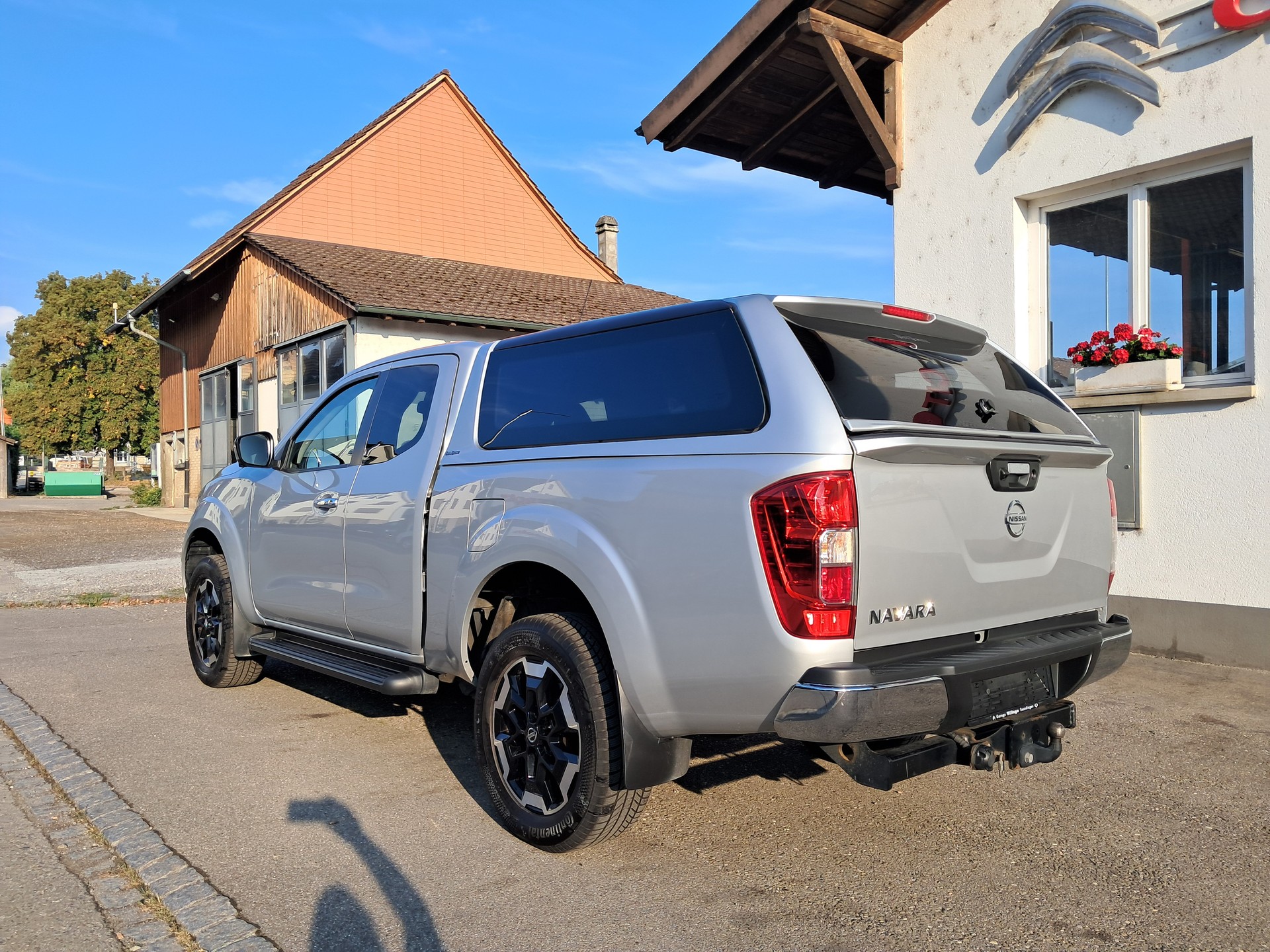 NISSAN Navara King Cab N-Connecta 2.3 dCi 4WD-showroom-element-1