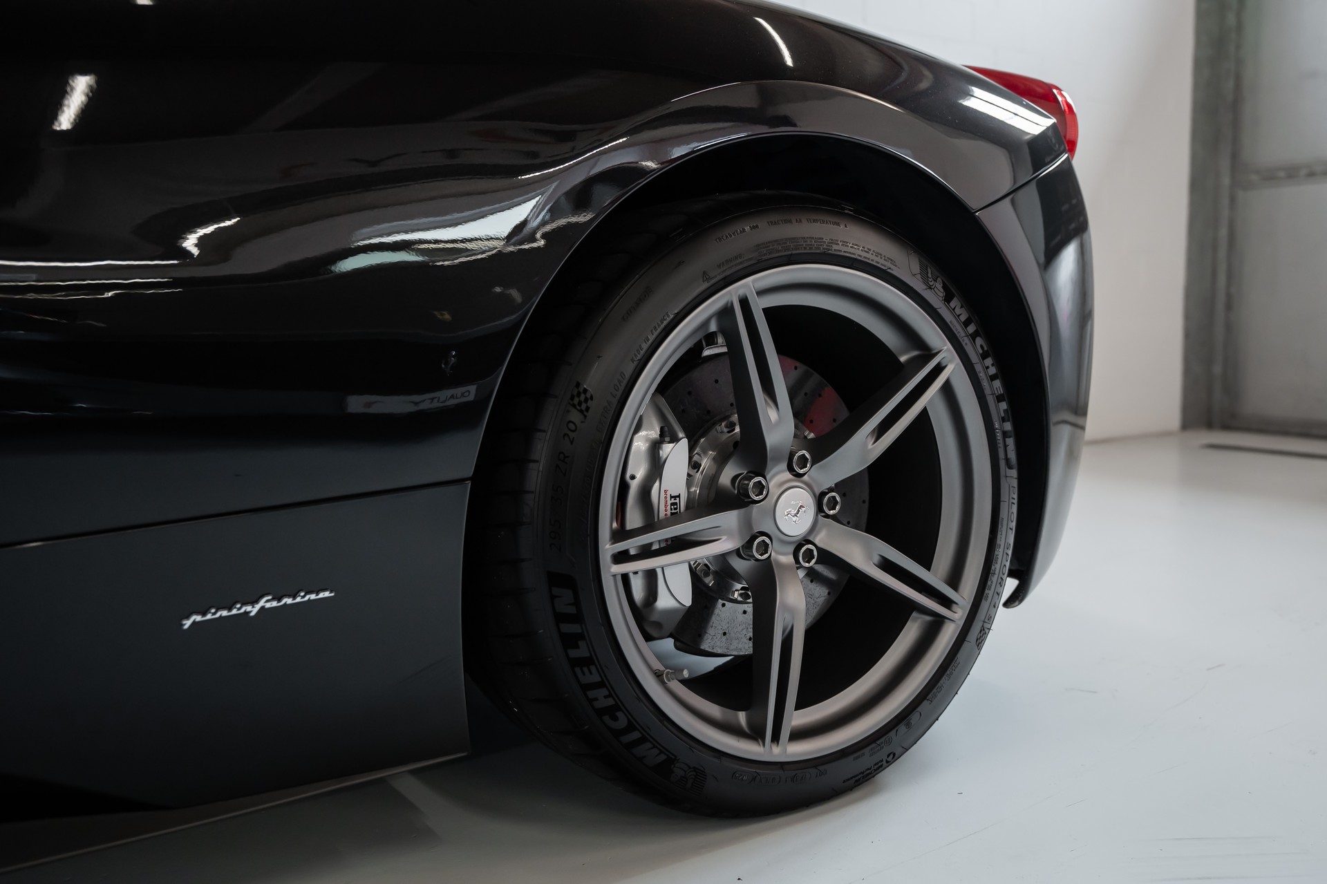FERRARI 458 Spider Italia 4.5 V8-showroom-element-3