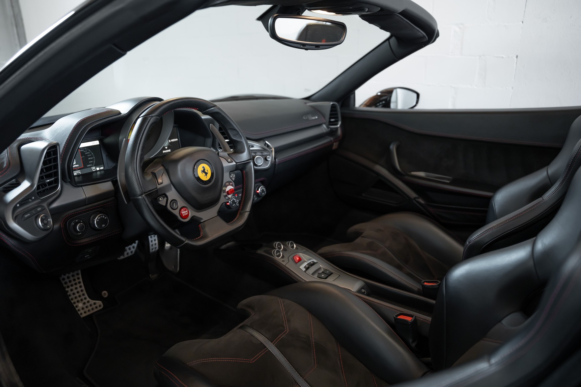 FERRARI 458 Spider Italia 4.5 V8-image-30