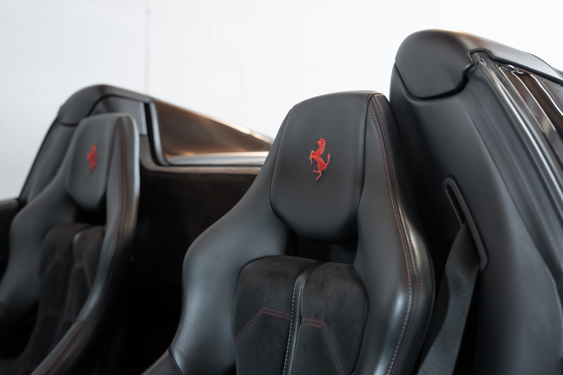 FERRARI 458 Spider Italia 4.5 V8-image-27