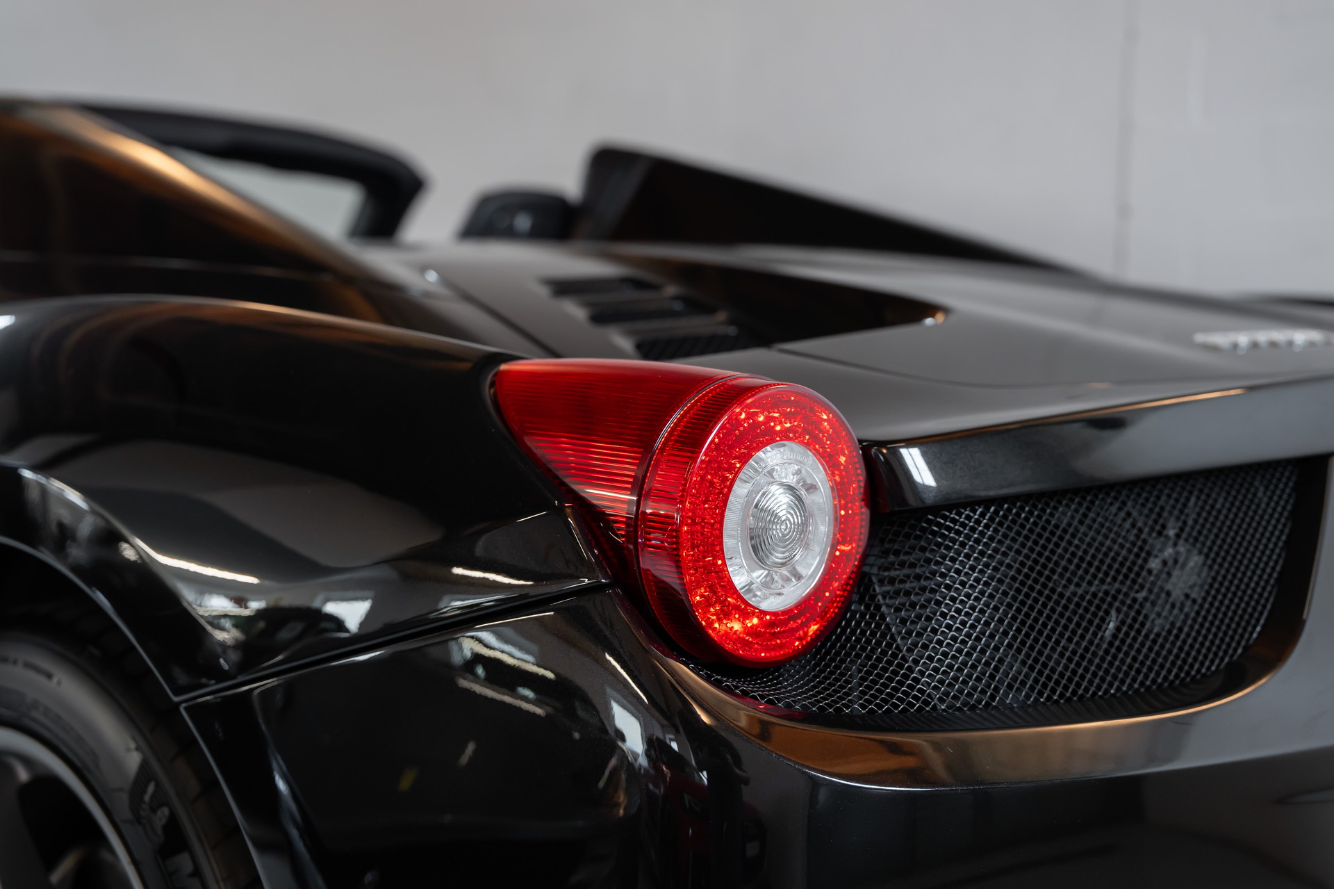 FERRARI 458 Spider Italia 4.5 V8-image-6