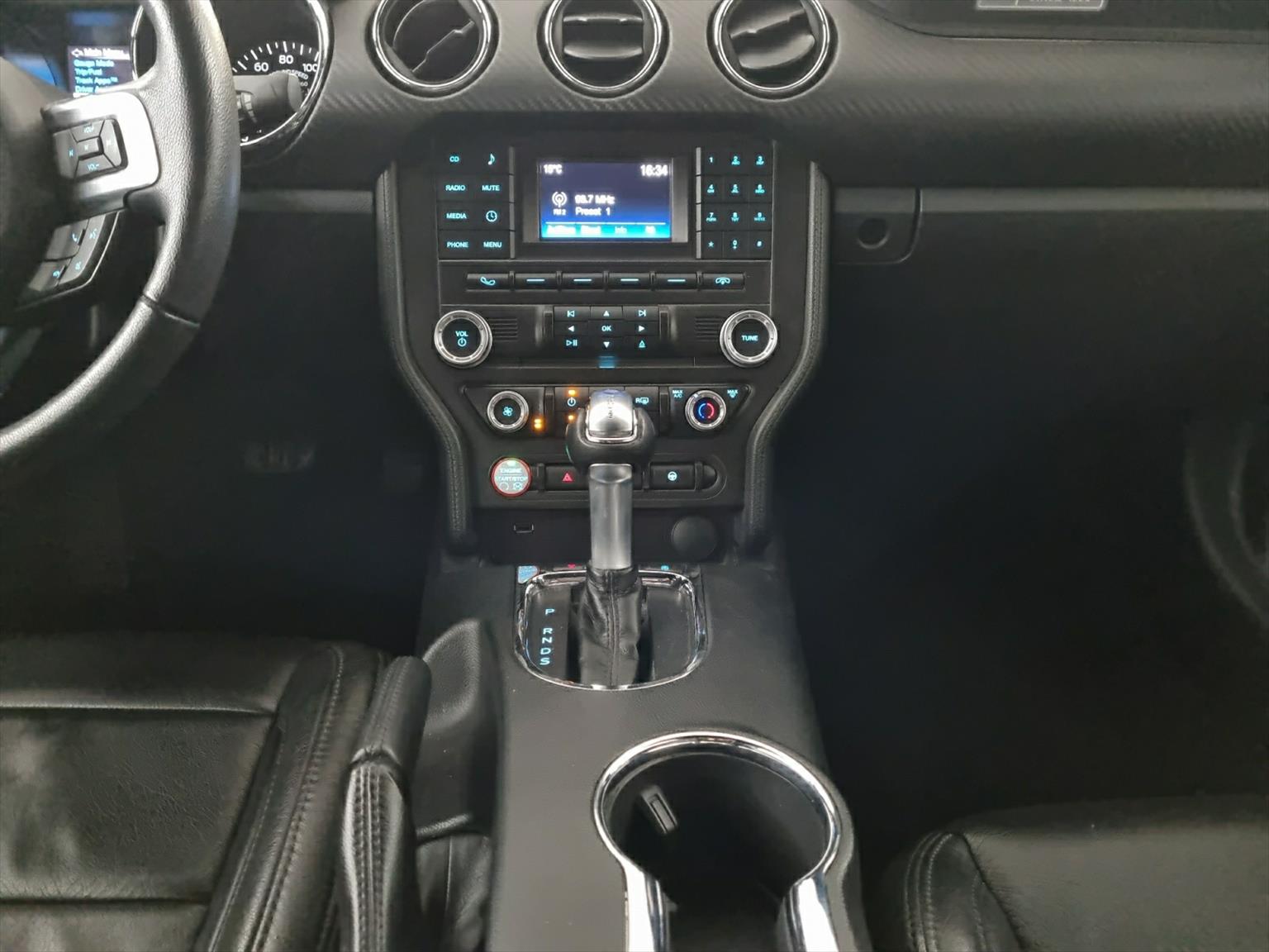 FORD Mustang Convertible 3.7-image-7
