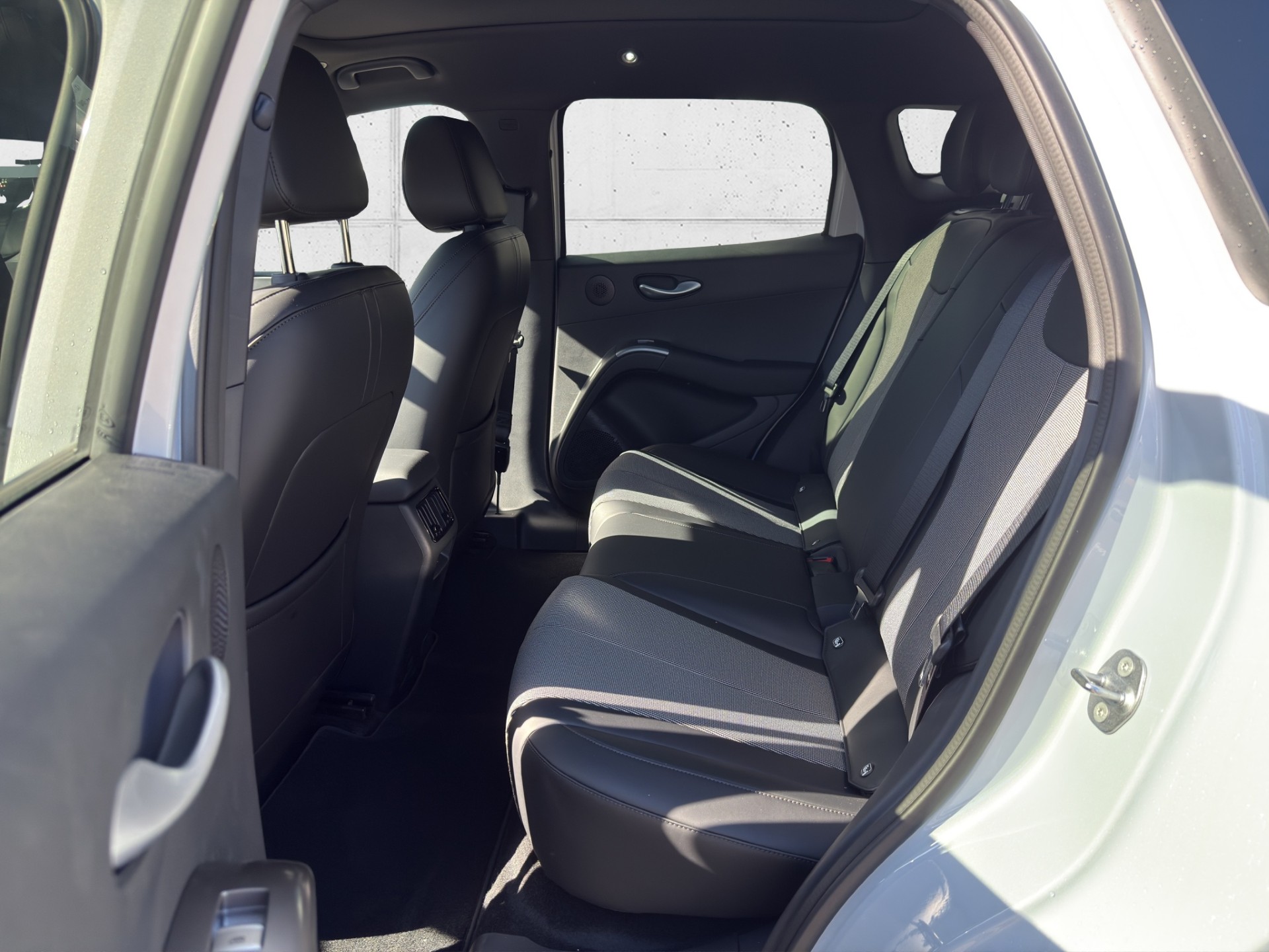 BYD Dolphin G DM-i Comfort-image-12