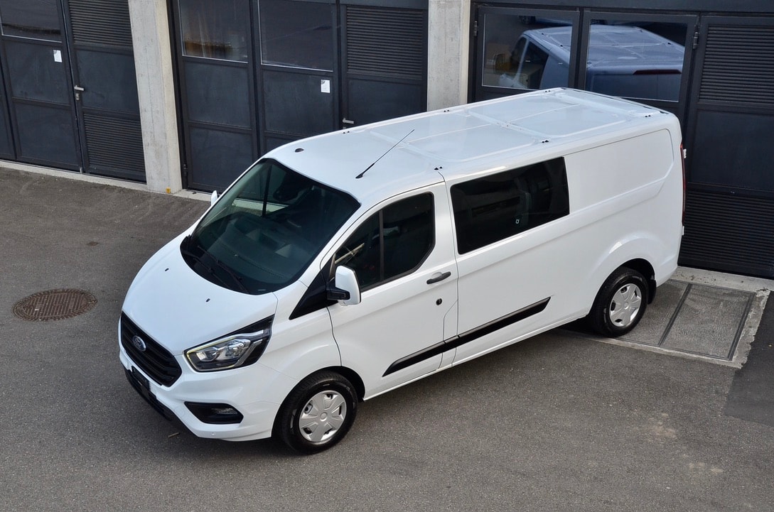 FORD Transit Custom 300 L2H1 105 PS Doppelkabine Trend 4d-showroom-element-1