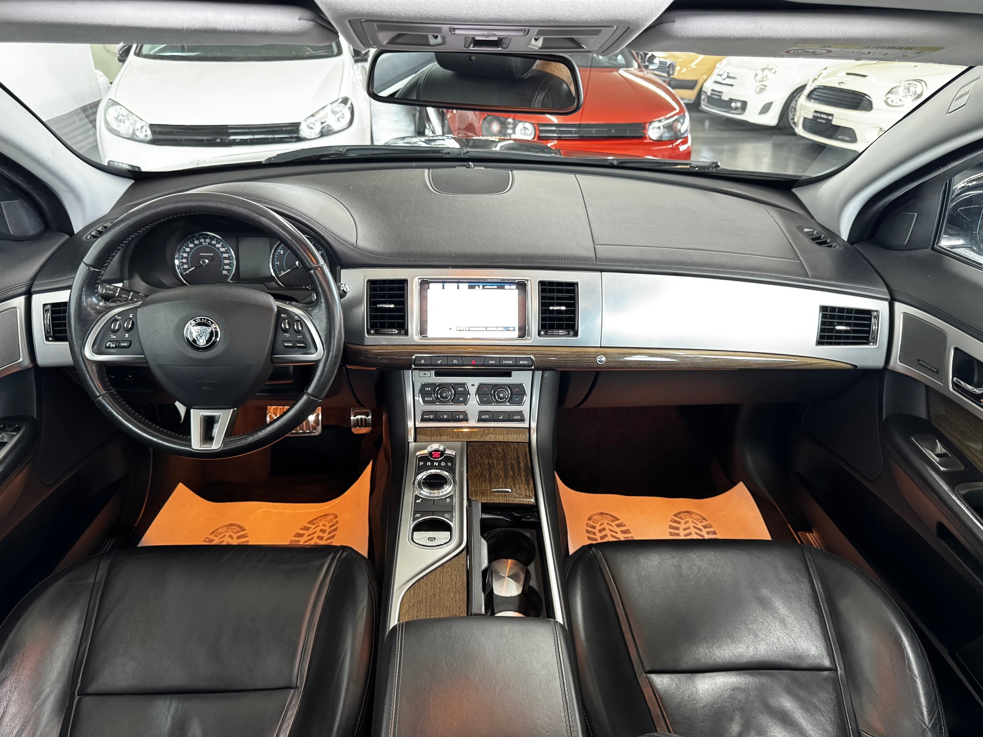 JAGUAR XF 3.0 V6 S/C Premium Luxury 4x4-image-14