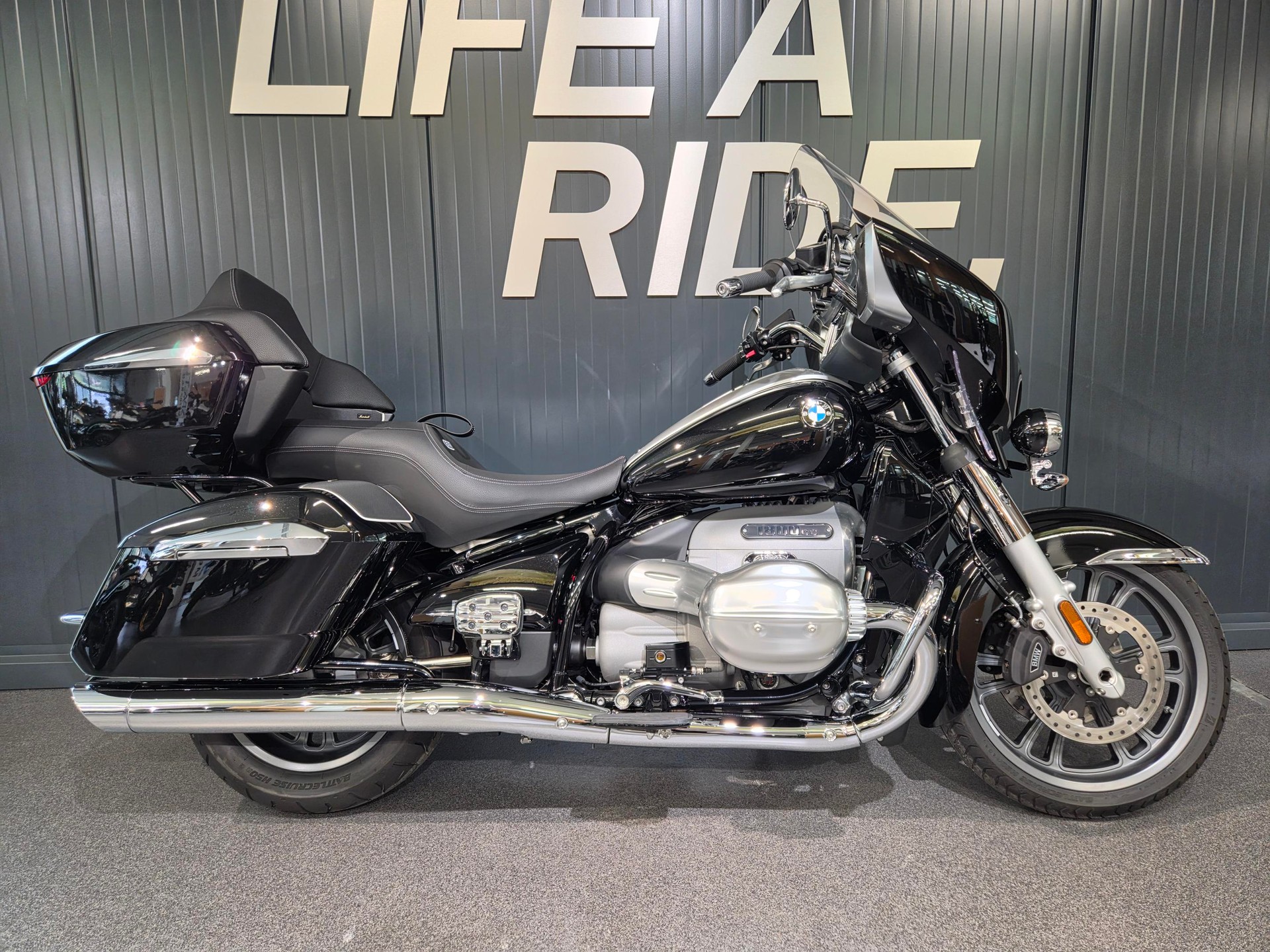 BMW R 18 Transcontinental-image-0
