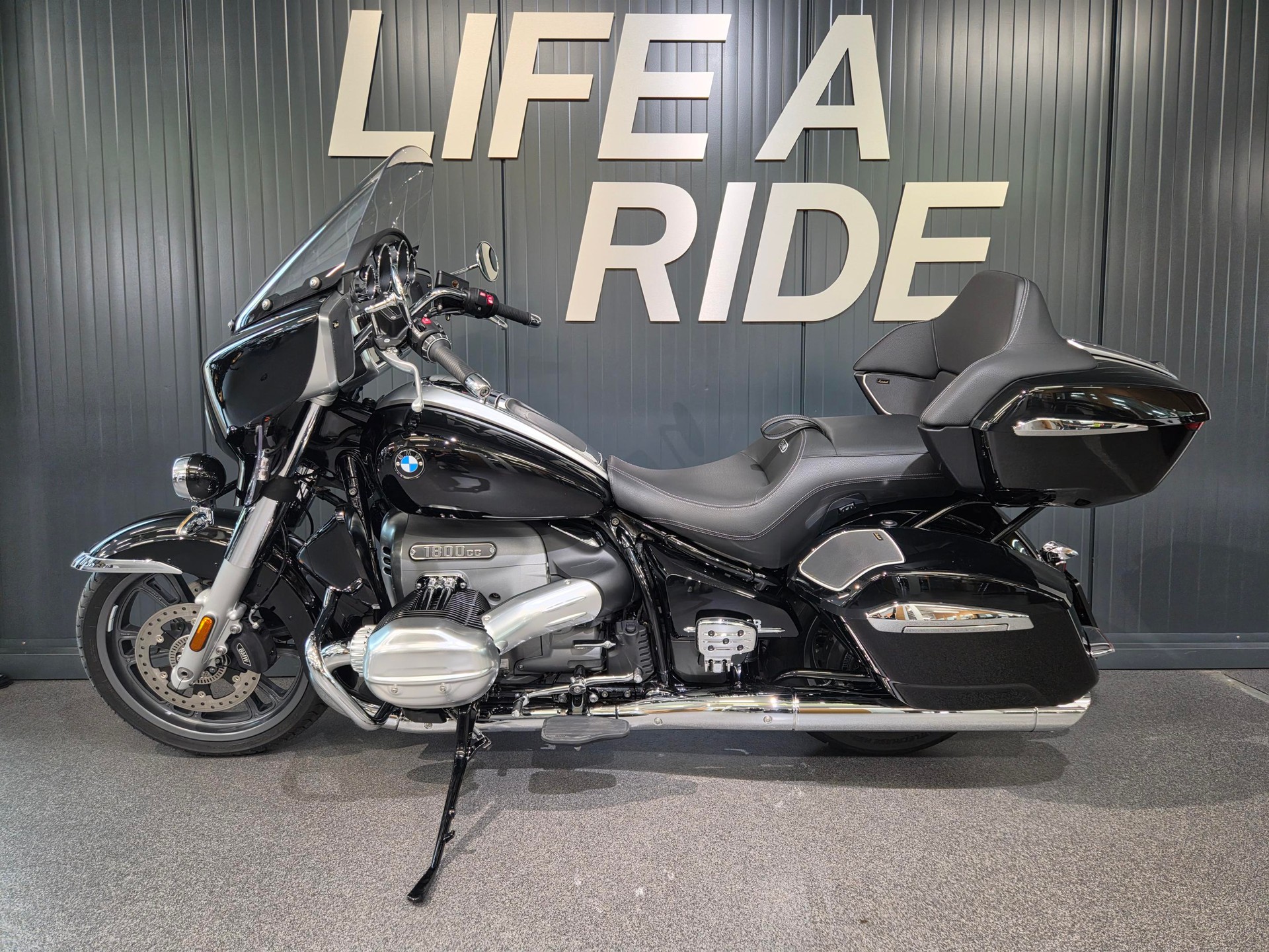 BMW R 18 Transcontinental-image-2