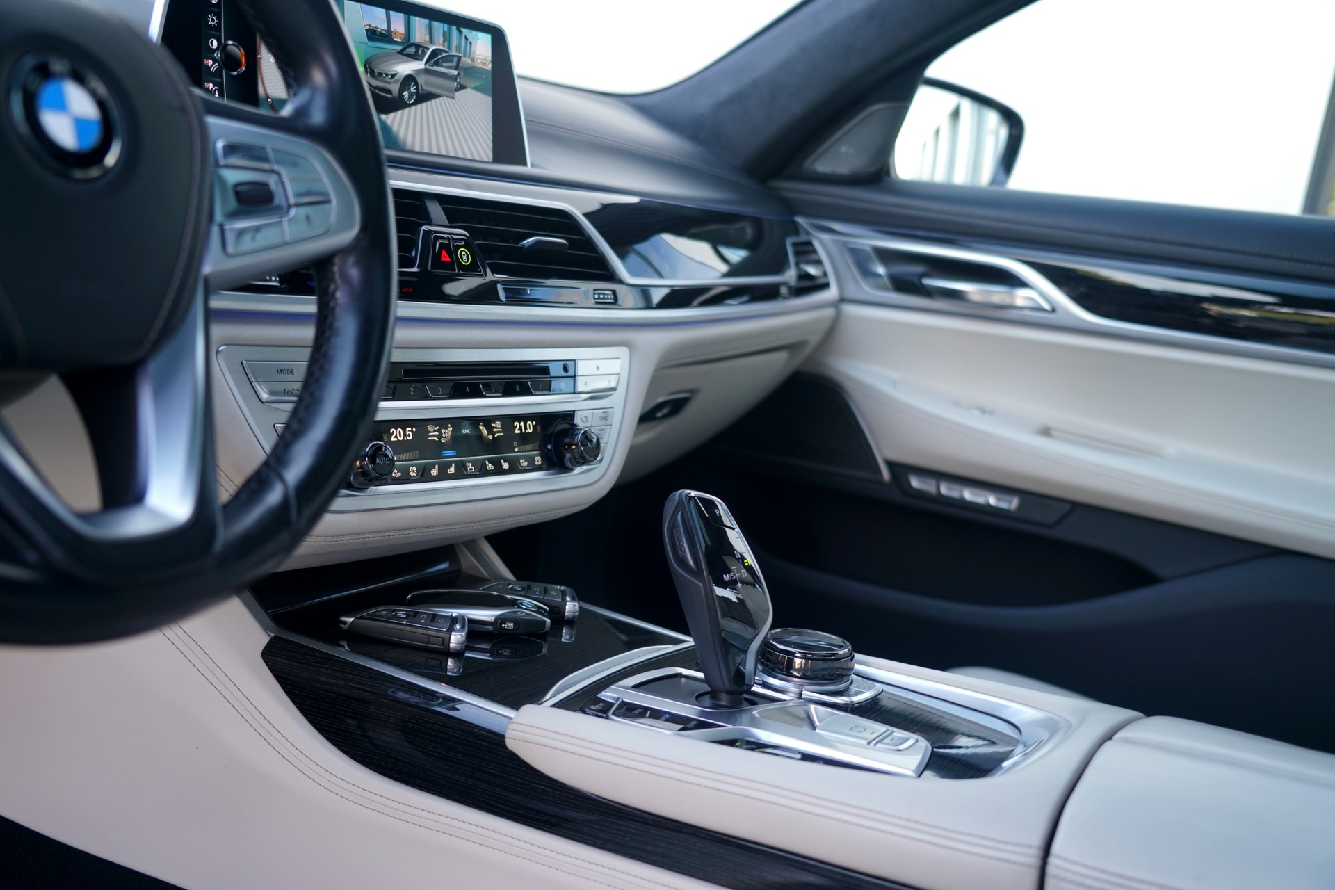 BMW 740d xDrive M Sportpaket Steptronic (CH)-image-7