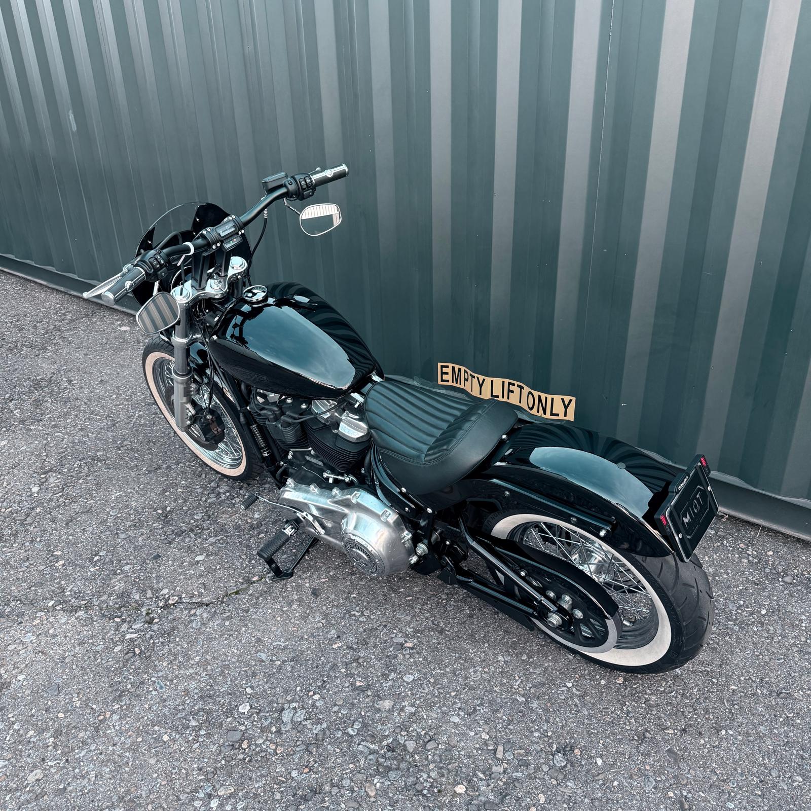 HARLEY-DAVIDSON FXST Softail Standard 107-image-9