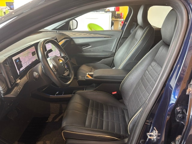 RENAULT Mégane E-TECH EV60 Iconic-image-11