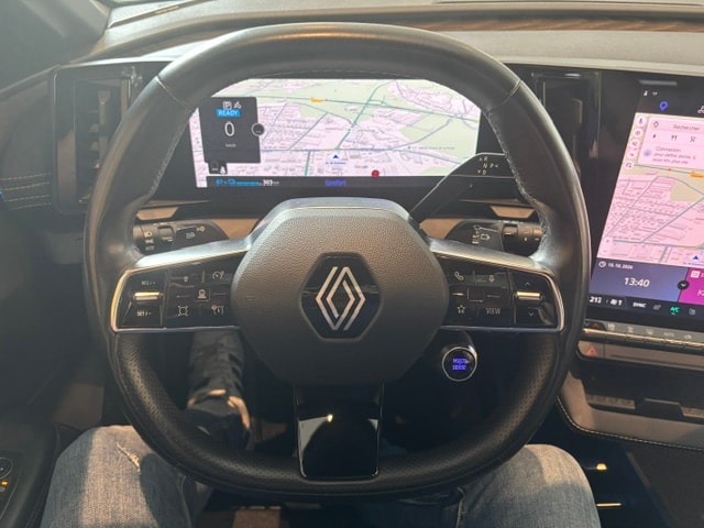 RENAULT Mégane E-TECH EV60 Iconic-image-8