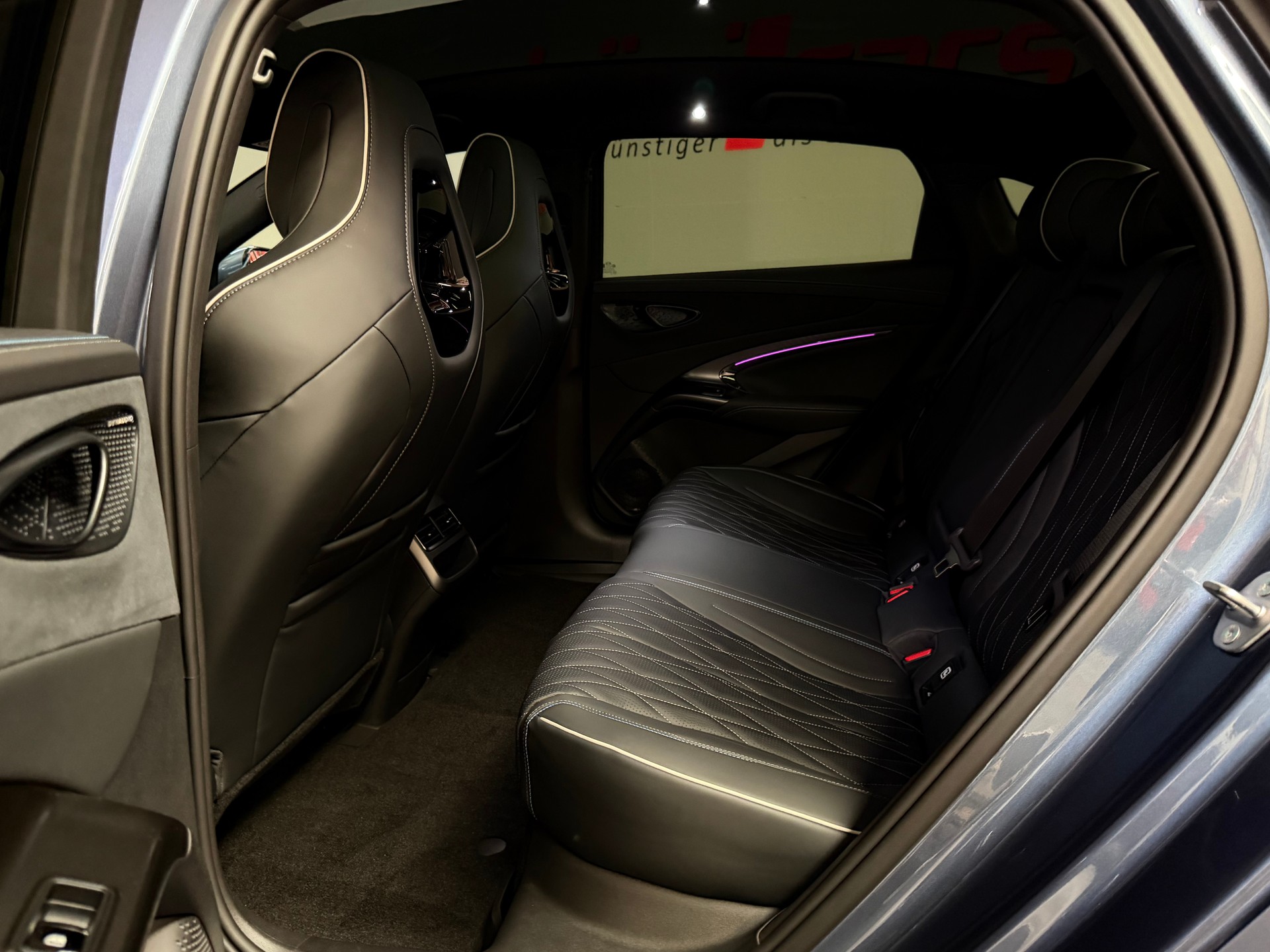 BYD Seal 82,5 kWh Excellence AWD-image-14