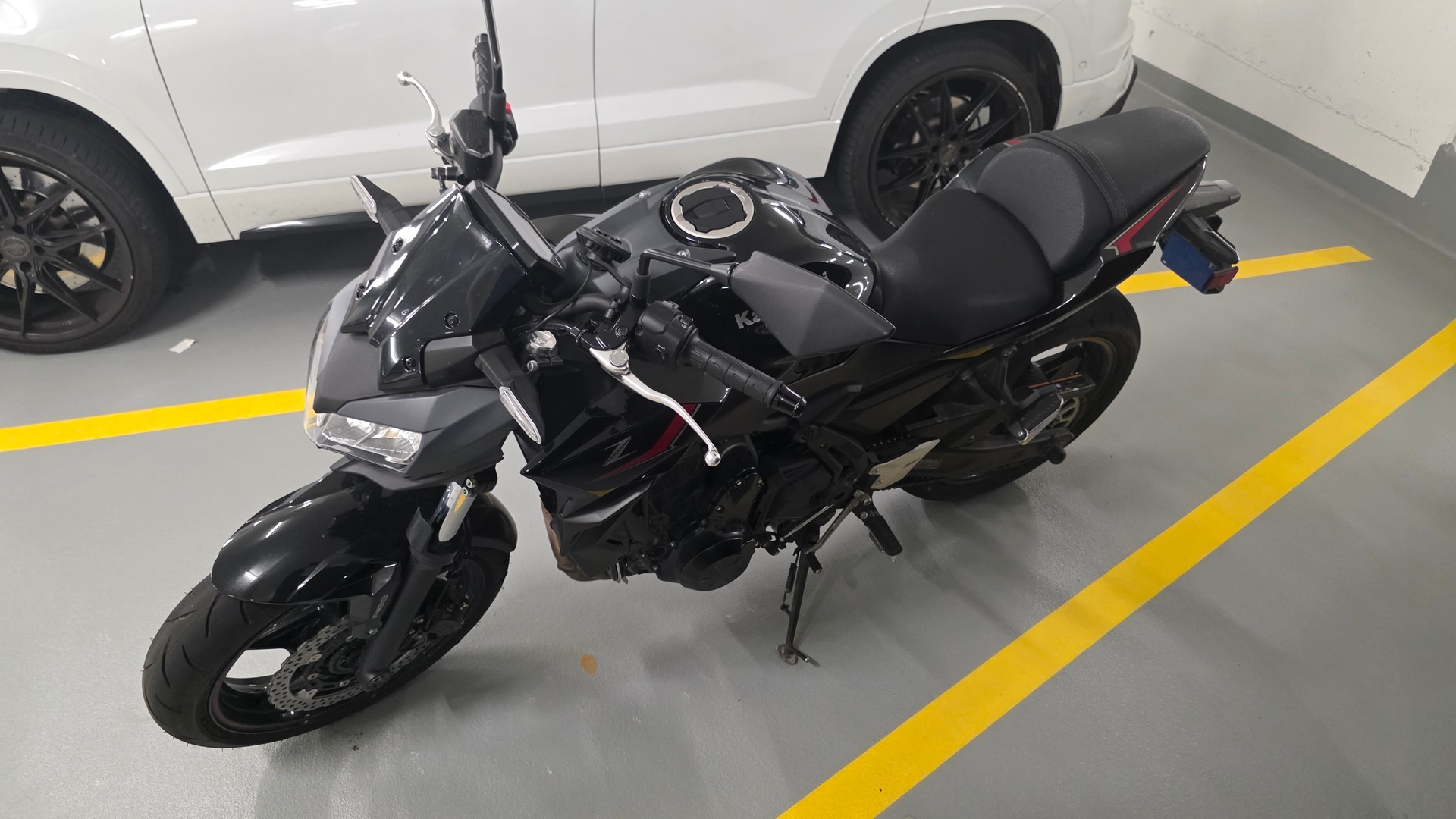 KAWASAKI Z 650 (35kW)-image-4