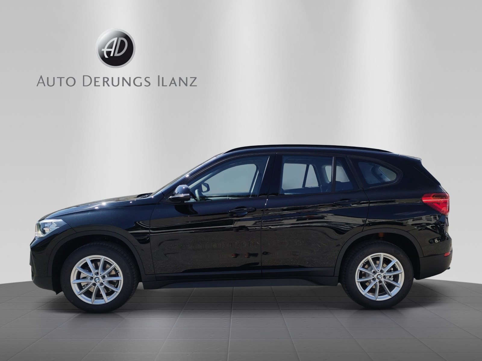 BMW X1 xDrive 18d Essent.Ed-image-5