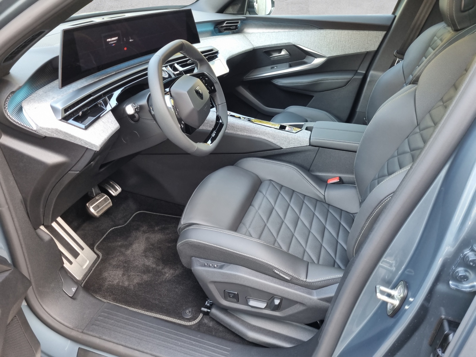 PEUGEOT 5008 e-GT 73kWh-image-8