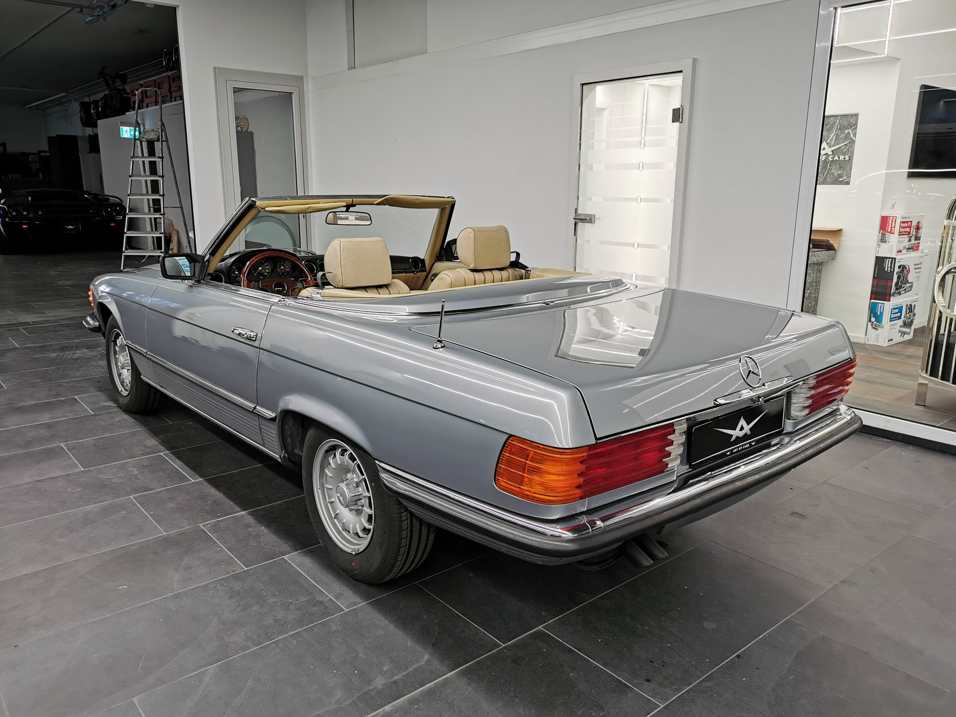 MERCEDES-BENZ SL-Class SL 280 KLIMA R 107 HARDTOP SILBERBLAU MÉT. /BEIGE LEDER 280 SL 185 PS GAR. ORIG. NUR 39' KM KLIMA VETERAN OLDTIMER-image-5